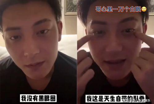 情侣自拍吃瓜,甜蜜瞬间曝光