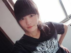 真实直播吃瓜视频,揭秘网红吃瓜背后的真实故事